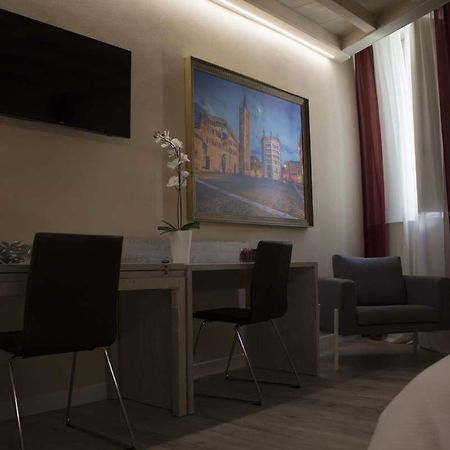 Palazzo Domanto Apartments Parma Exteriér fotografie